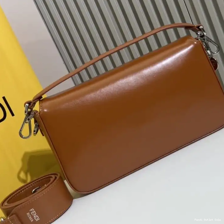 Affordable Tiffany Medium In Brown Leather Baguette Smooth Fendi Bag 0517